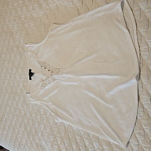 WHBM white S embroidered top